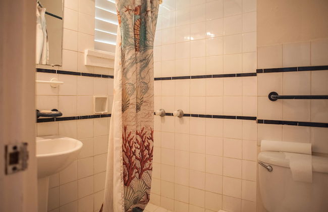 Point Village Studios and Suites - Foto 39