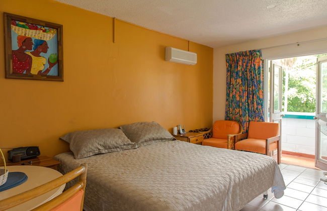 Point Village Studios and Suites - Foto 4