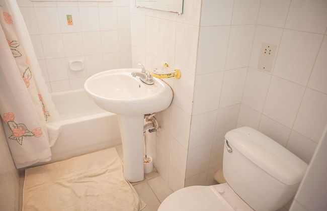 Point Village Studios and Suites - Foto 38