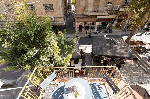 Foto 21 - Lovely Apt, Most Popular Tourist Road in Jerusalem
