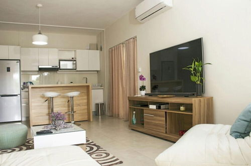 Photo 3 - Luxury Modern 2-bed Apartment Pereybere Grand Baie