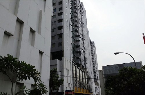 Foto 1 - Comfy City View 1BR Apartment Menteng Square