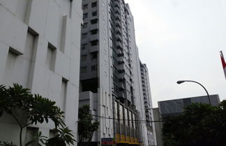 Photo 1 - Comfy City View 1BR Apartment Menteng Square