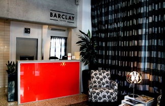 Foto 2 - Barclay Suites