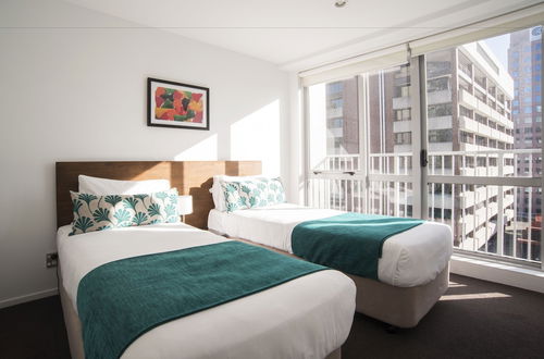 Photo 4 - Barclay Suites