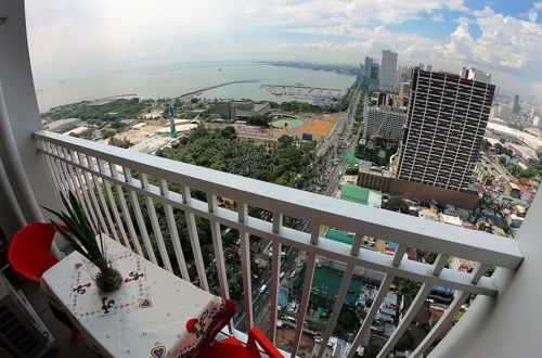 Photo 25 - Breeze Residences Roxas Boulevard Manila