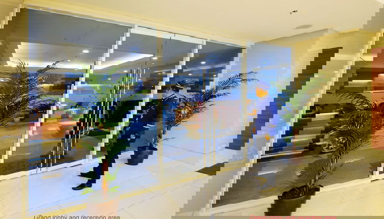 Foto 1 - Breeze Residences Roxas Boulevard Manila