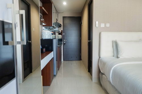 Photo 15 - Modern Studio Apartment at Tamansari Papilio