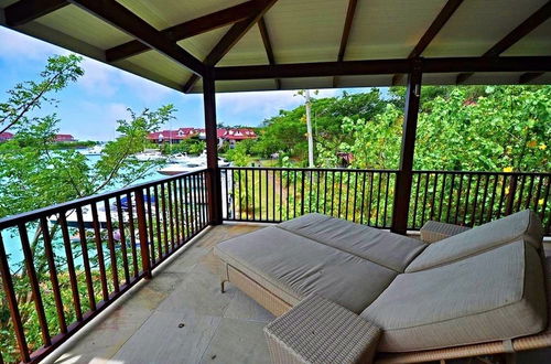 Photo 35 - Eden Island, Beach front, Luxury, 3 Bed Ensuite, WiFi