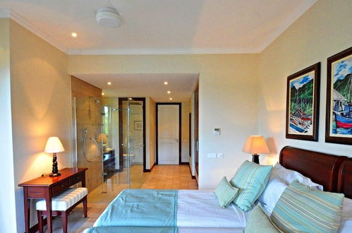 Photo 8 - Eden Island, Beach front, Luxury, 3 Bed Ensuite, WiFi