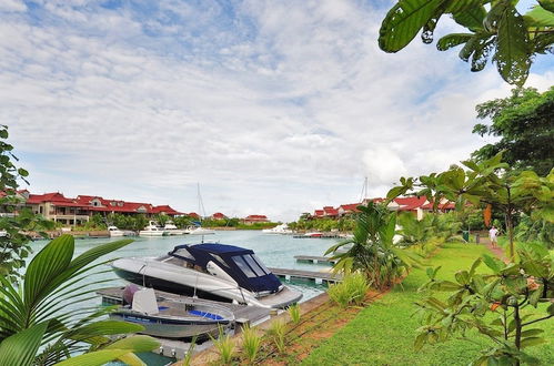 Photo 28 - Eden Island, Beach front, Luxury, 3 Bed Ensuite, WiFi