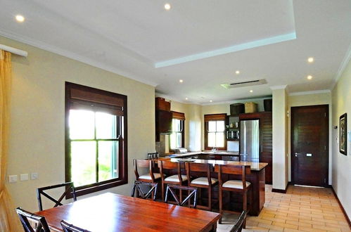 Photo 10 - Eden Island, Beach front, Luxury, 3 Bed Ensuite, WiFi