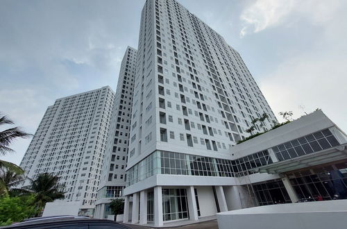 Photo 13 - Comfy And Minimalist Studio Room At Serpong Garden Apartment