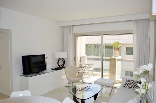 Photo 17 - Beautiful Apartment Near Beach H1