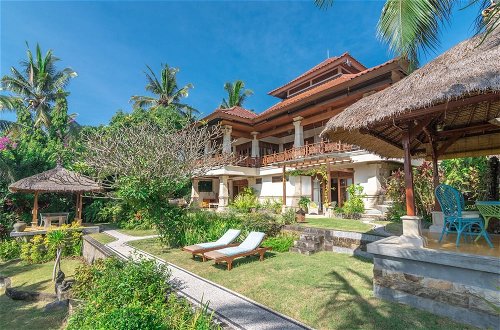 Photo 1 - Villa Gunung Paradise Retreat