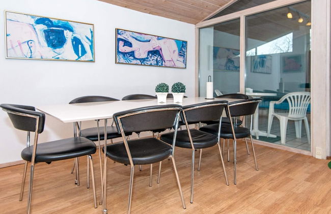 8 Person Holiday Home in Knebel - Foto 11