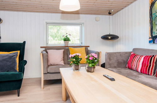 Photo 10 - 10 Person Holiday Home in Glesborg