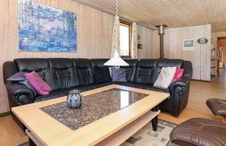 Photo 3 - 6 Person Holiday Home in Lokken