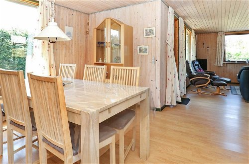 Foto 4 - 6 Person Holiday Home in Lokken