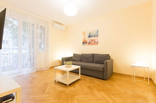 Photo 8 - Belgrade Center Apartment IV