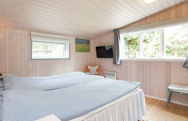 6 Person Holiday Home in Hojby - Foto 11