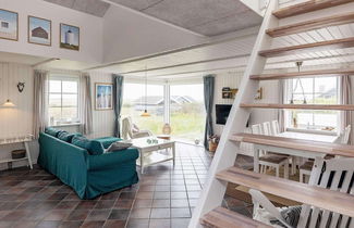 Foto 2 - Cozy Holiday Home in Lokken near Sea