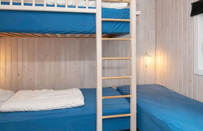 8 Person Holiday Home in Knebel - Foto 2