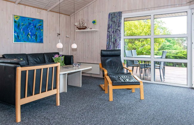 8 Person Holiday Home in Knebel - Foto 4