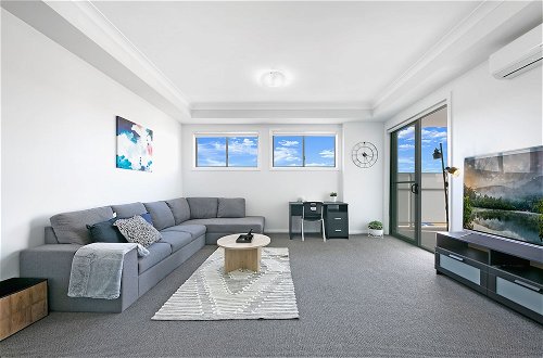 Photo 6 - Wentworthville 2 Bedrooms Apartment with Free Parking by KozyGuru