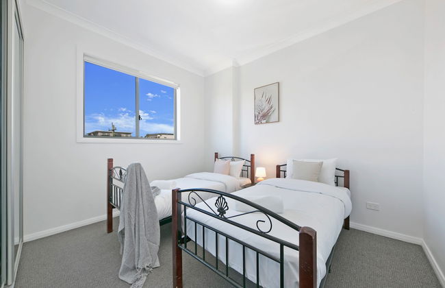 Wentworthville 2 Bedrooms Apartment with Free Parking by KozyGuru - Photo 3