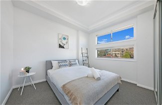 Photo 2 - Wentworthville 2 Bedrooms Apartment with Free Parking by KozyGuru