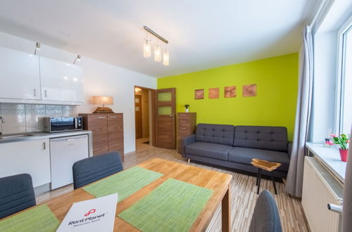 Photo 5 - RentPlanet - Apartament Bronka Czecha