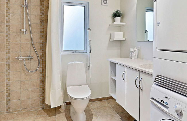 Pet Friendly Holiday Home in Dronningmølle near Sea - Foto 19