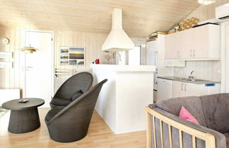Foto 3 - 8 Person Holiday Home in Hjorring