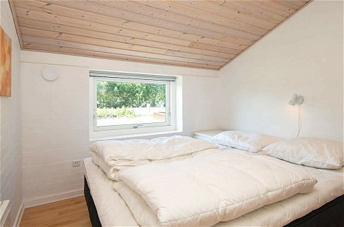 Photo 4 - 11 Person Holiday Home in Glesborg