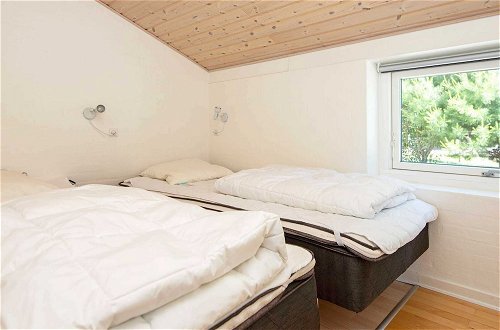 Photo 3 - 11 Person Holiday Home in Glesborg