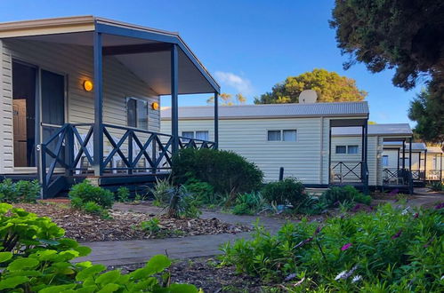 Photo 11 - Tasman Holiday Parks - Yallingup Beach