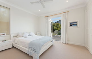 Photo 2 - Vaucluse Manor H327