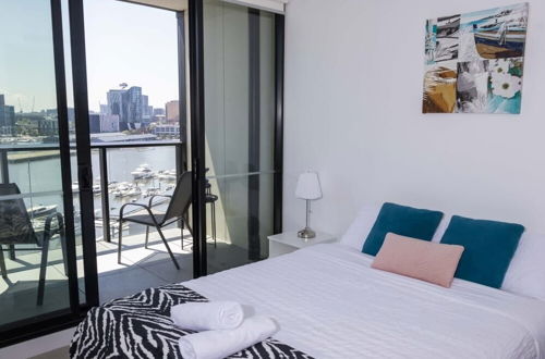 Photo 7 - Pars Apartments Collins Wharf Docklands