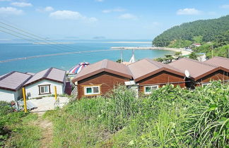 Photo 1 - Saryangdo Island Dandihae Pension