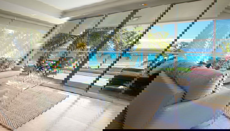 Foto 1 - Stunning Beachfront 2-Bed Condo with Pool - Ocean One 204 by BSL Rentals