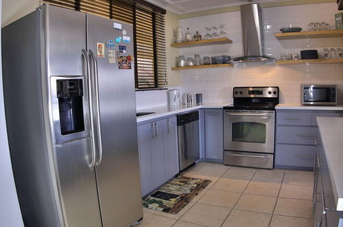 Photo 11 - 10 Off Condo in the Heart of Flamingo Sleeps 6 Presidential Suites 4