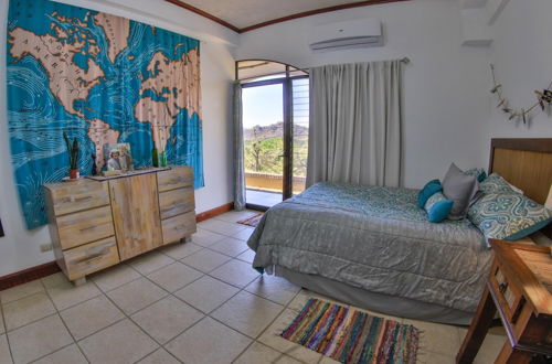 Photo 12 - Playa Flamingo Centrally Located Spacious Condominium Presidential Suites 4