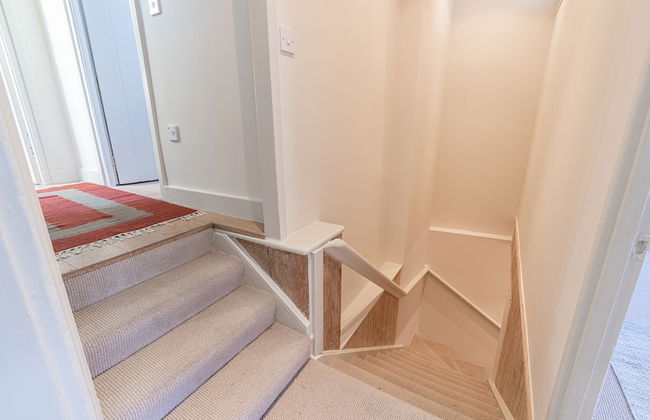 JOIVY Elegant 2-Bed Mews Flat Near Buckingham Palace - Foto 16