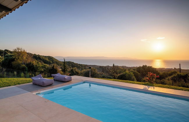 Villa Filokalia With Exceptional View - Photo 26