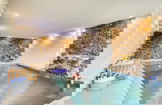 Foto 2 - Duval by Avantstay 10min to DT Pigeon Forge w/ Indoor Pool, Hot Tub & Amazing Views!