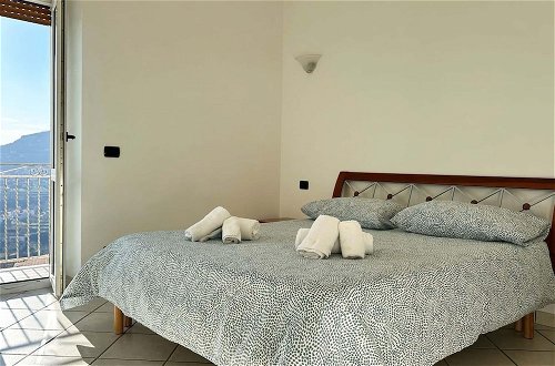 Foto 6 - Lovely 6-bed Apartment on the Amalfi Coast