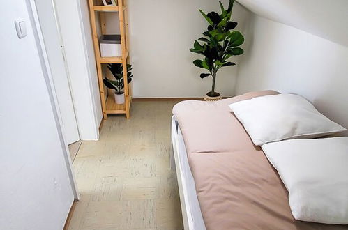 Photo 9 - DG Links 40m 2-Zimmer Wohnung