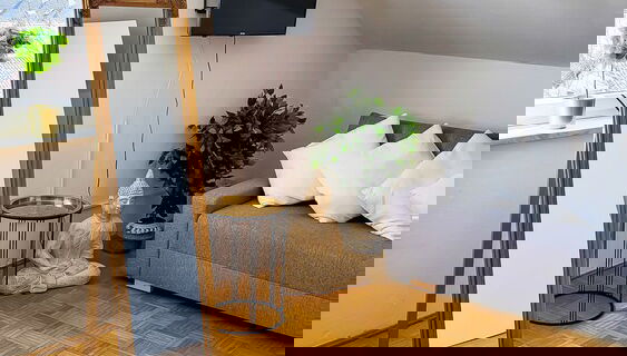 Primary image