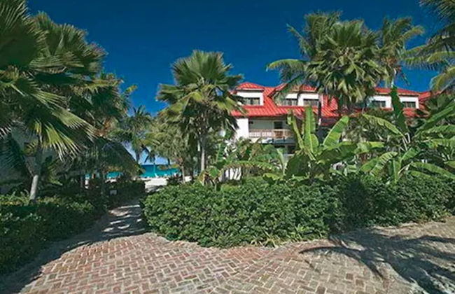 Sapphire Beach Resort - Photo 18